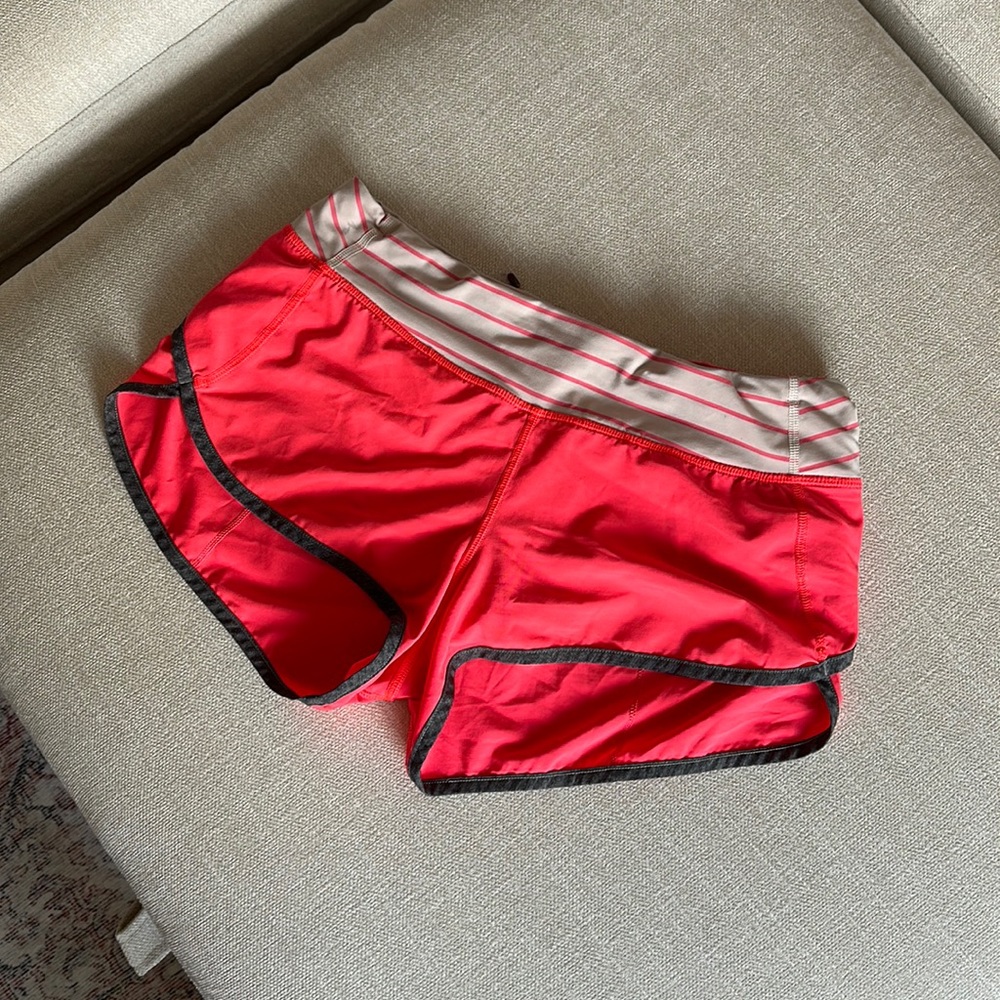 Hot pink lulu lemon speed up short size 6
